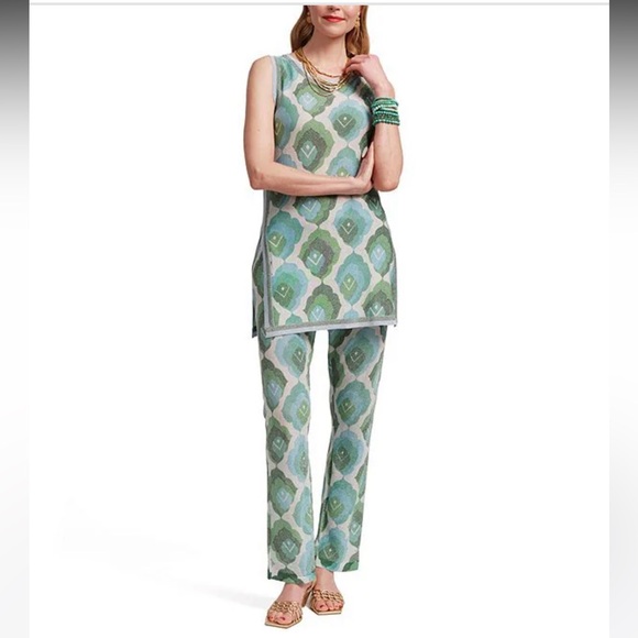 NWT FRANCES VALENTINE Robbie Graphic Leaf Flat Front High Rise Pull On Pants - Picture 4 of 5